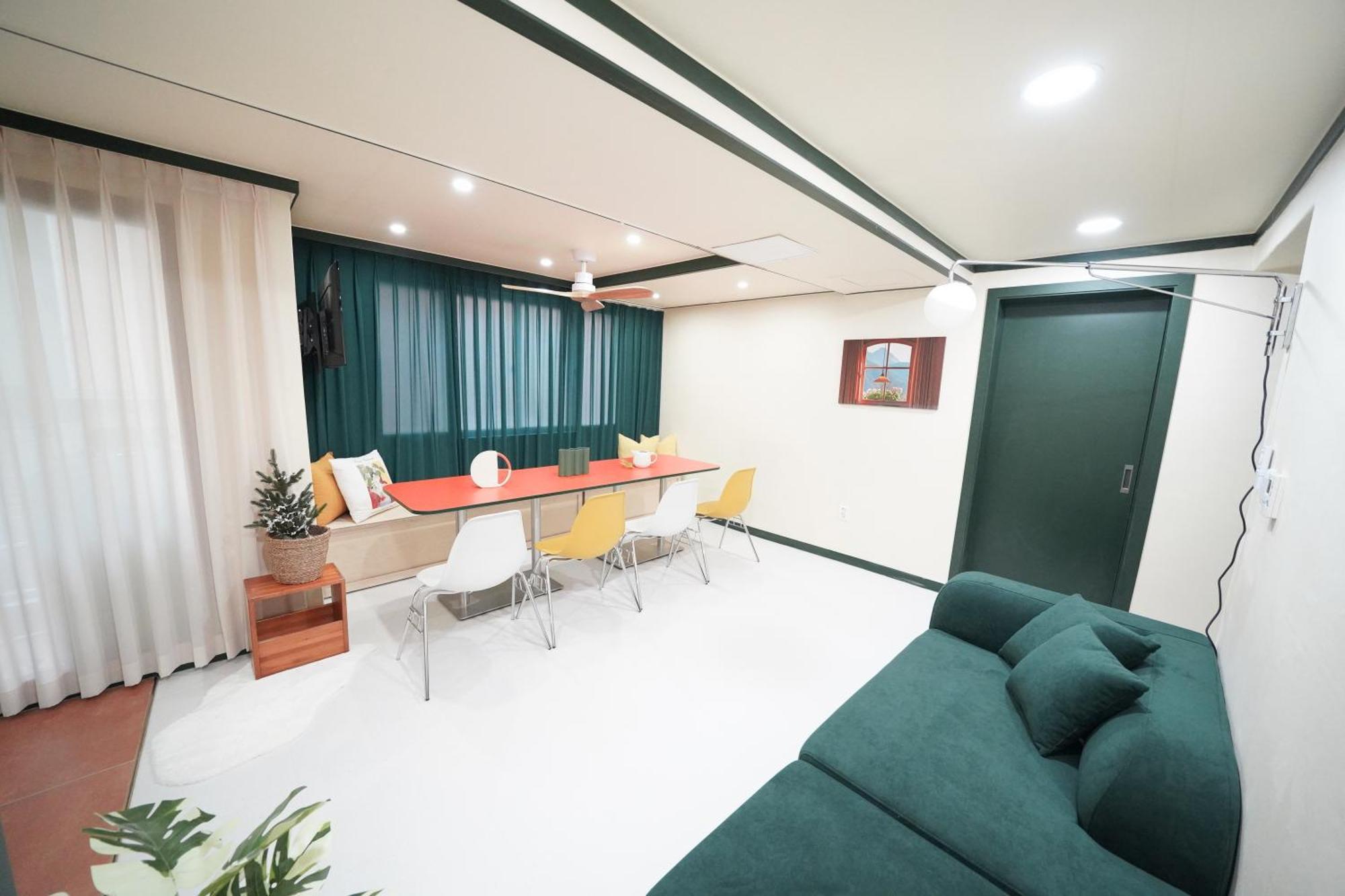 Ferienwohnung Romantic Rooftop House Seoul Exterior foto